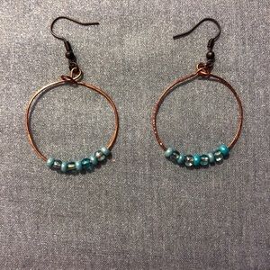 NWOT Artisan Hammered Copper Beaded Earrings
